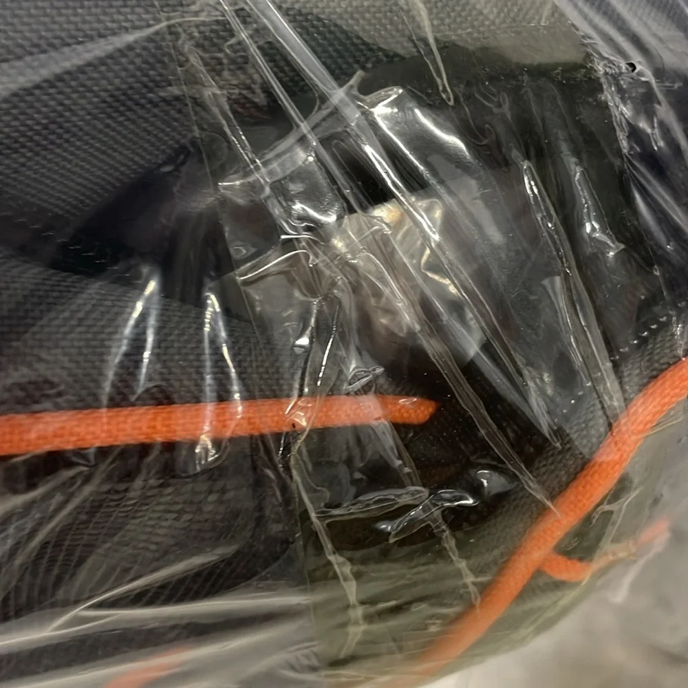 (S/M) Pet carrier bag w/ clear bubble window